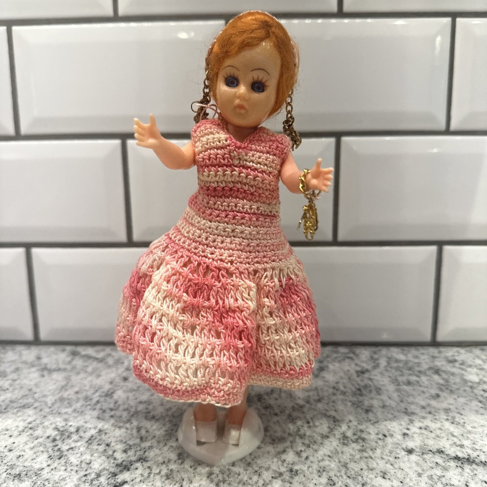 Unbranded Vintage 6 in Miniature Doll Pink Crochet Dress Auburn Hair Heart Base